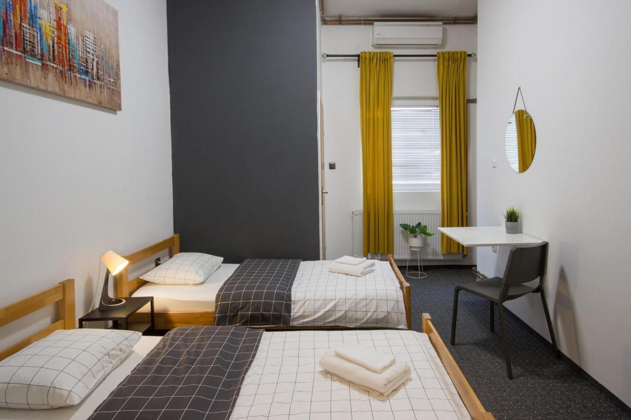 זאגרב Rooms 71 מראה חיצוני תמונה